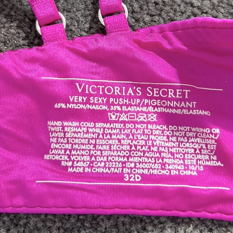 Victoria’s Secret Very Sexy Push-Up Bra - Image 8