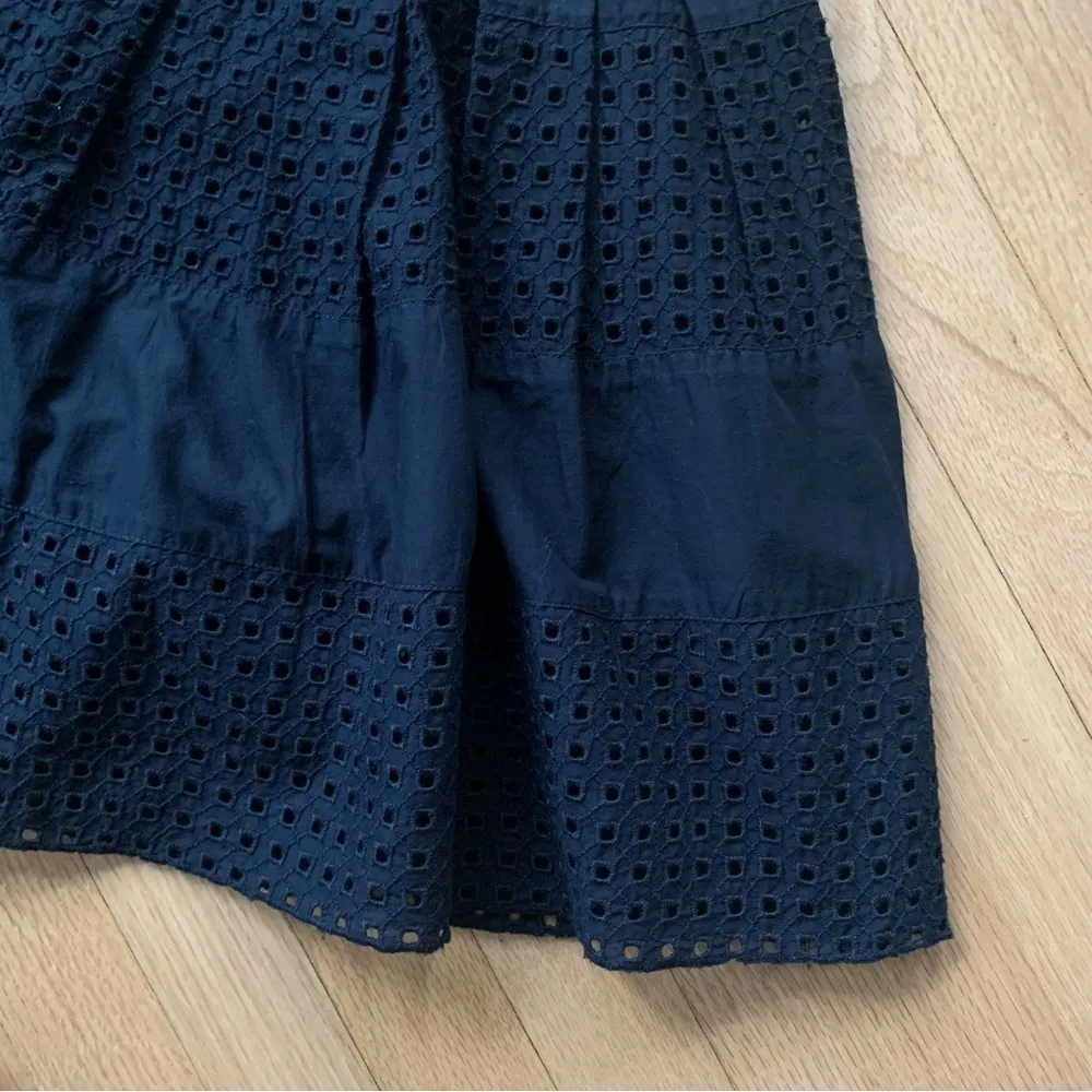 NWT  Short Crochet Eyelet Circle Skirt Size 2 - Image 6