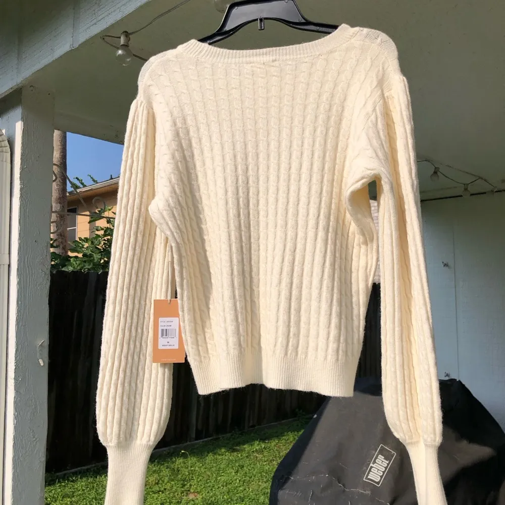 Winter White Cable Knit Sweater M - Image 5