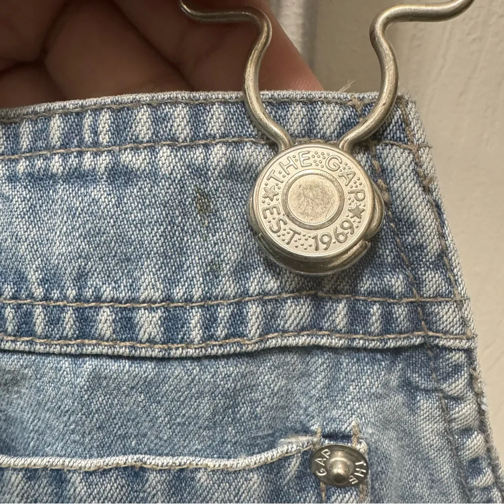 Vintage Gap Denim Carpenter Short Overalls Light Blue Size Medium - Image 7