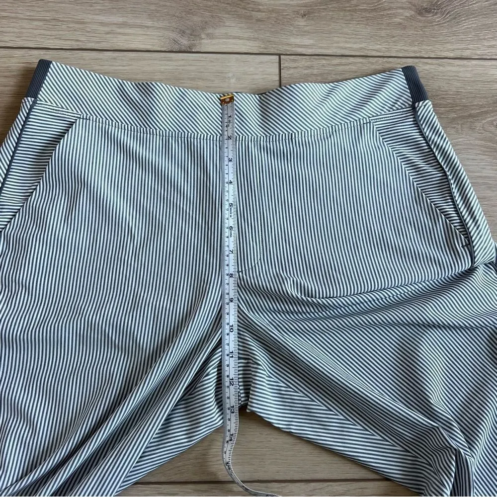 Athleta Brooklyn Textured Ankle Pant City Stripe Black/Sea Grey Size 14P - Image 10