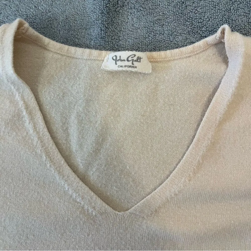 John Galt Brandy Melville Cream Cropped Sweater V Neck Tee Top Preppy Size XS-S - Image 4