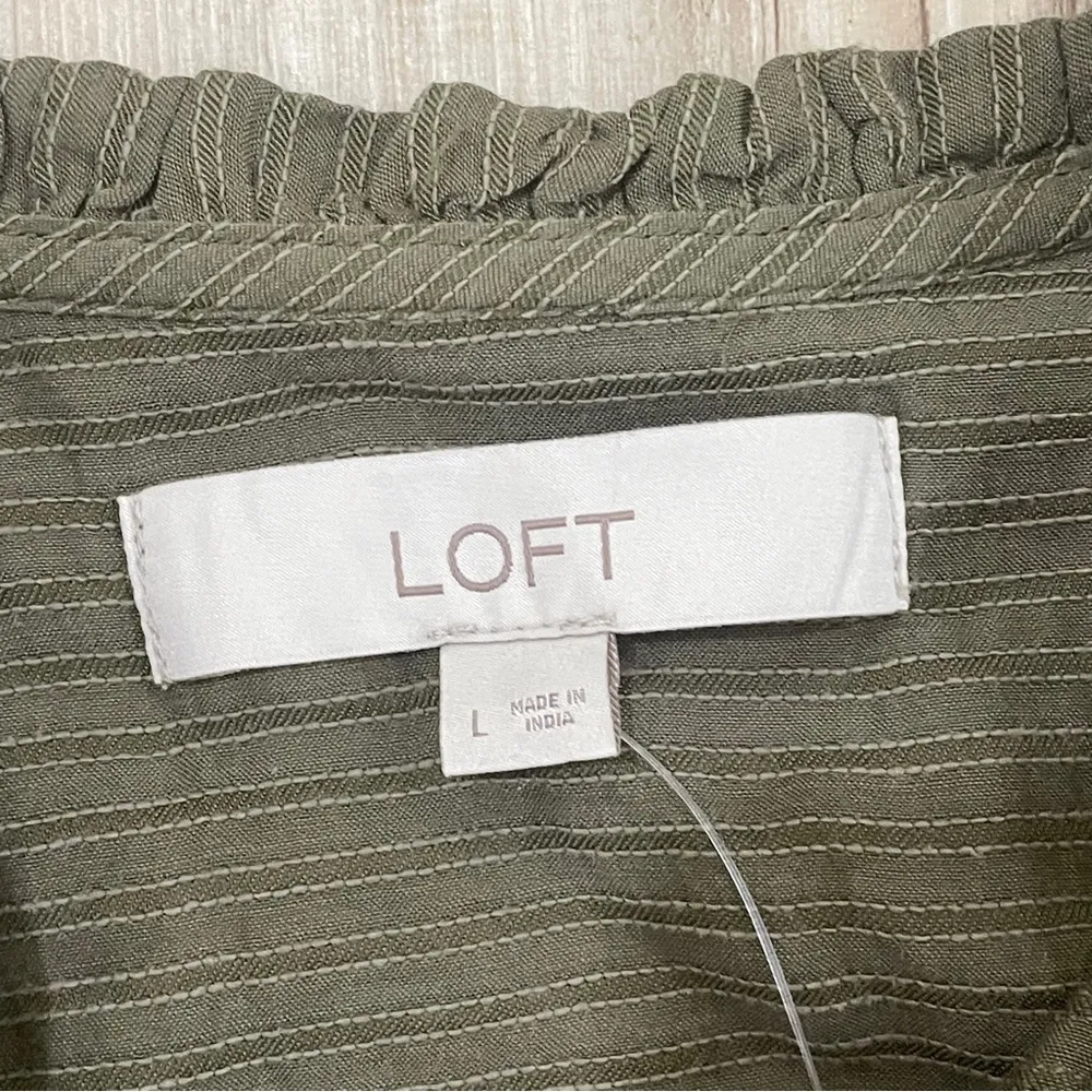 Lift flows billowy blouse Size Large NWT - Image 2