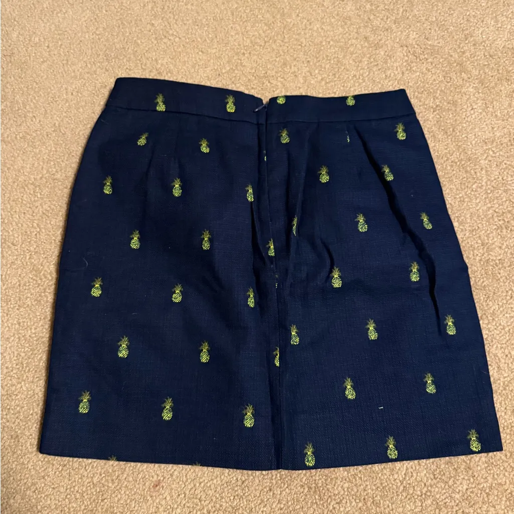 J. Crew Dark Blue Skirt with Pineapple Design - Image 3