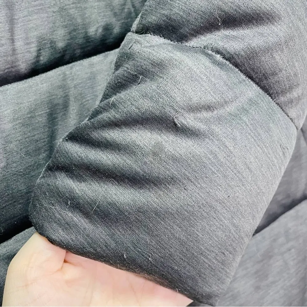 Uniqlo Gray Puffer Hooded Jacket - Image 5