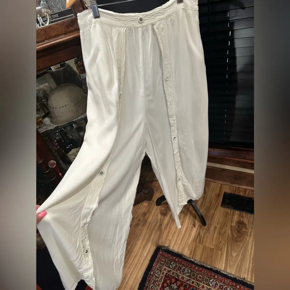 Bohemian White Embroidered Pants with Mirror Decor Size 2 Size L - Image 2