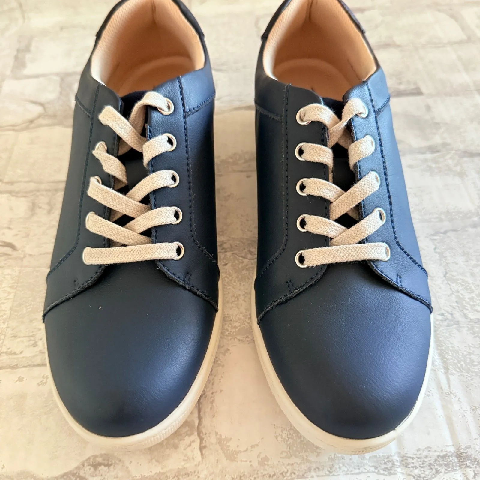 Trotters Adore Navy Blue Quilted Leather Comfort Arch Support Casual Sneaker 8.5 Size undefined - Image 3