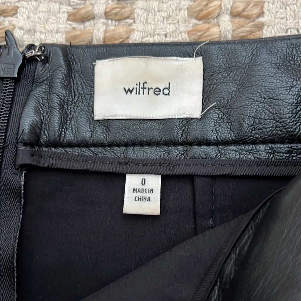 Aritzia Patio Faux Leather Black Skirt - Image 4