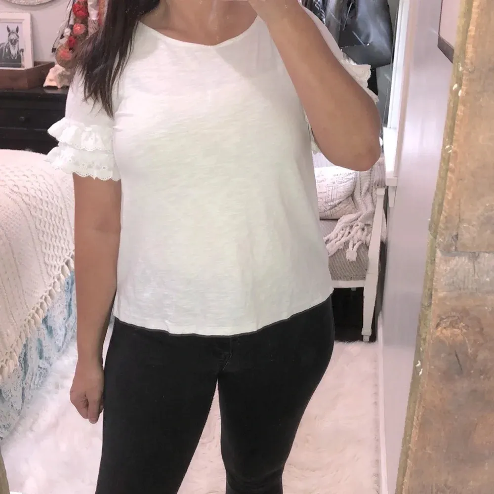 Medium white ruffle sleeves boho top - Image 2