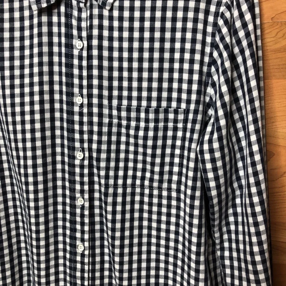 Prince & Fox Woven Large Navy Blue/White Blouse White - Image 4