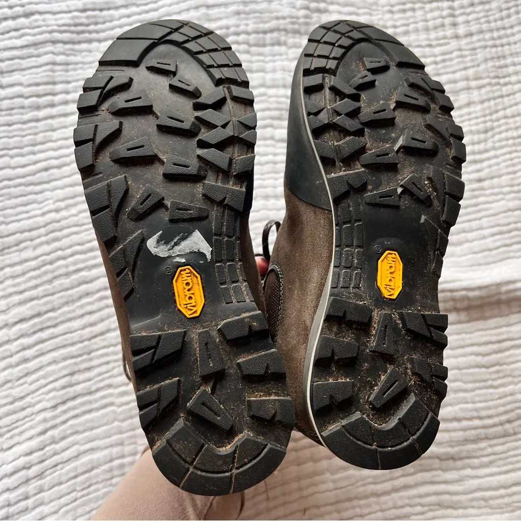 GARMONT Mystic ii‎ GTX Hiking Backpacking Boots Womens SIZE 7.5 hiking outdoors - Image 12