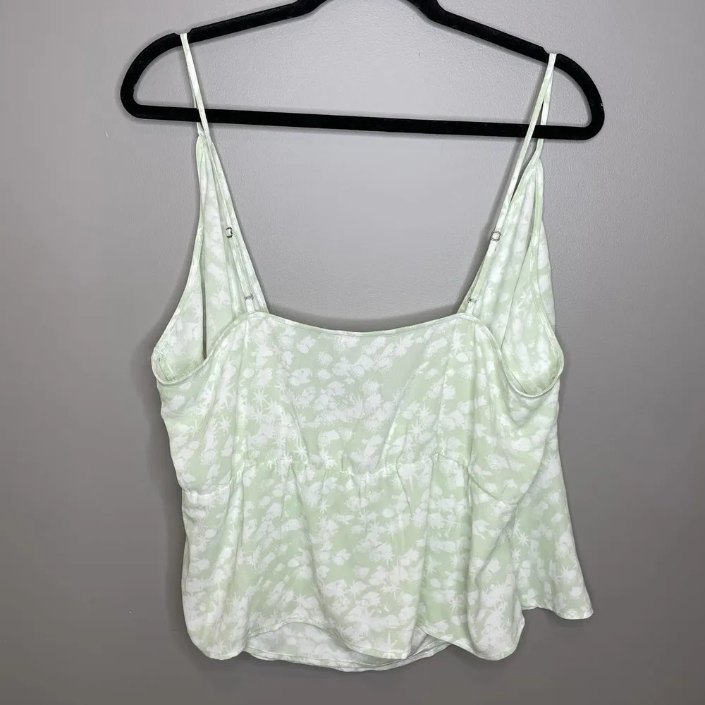 NWOT Nordstrom Leith Green White Floral Print Wrap Plus Size Camisole Blouse 1X - Image 7