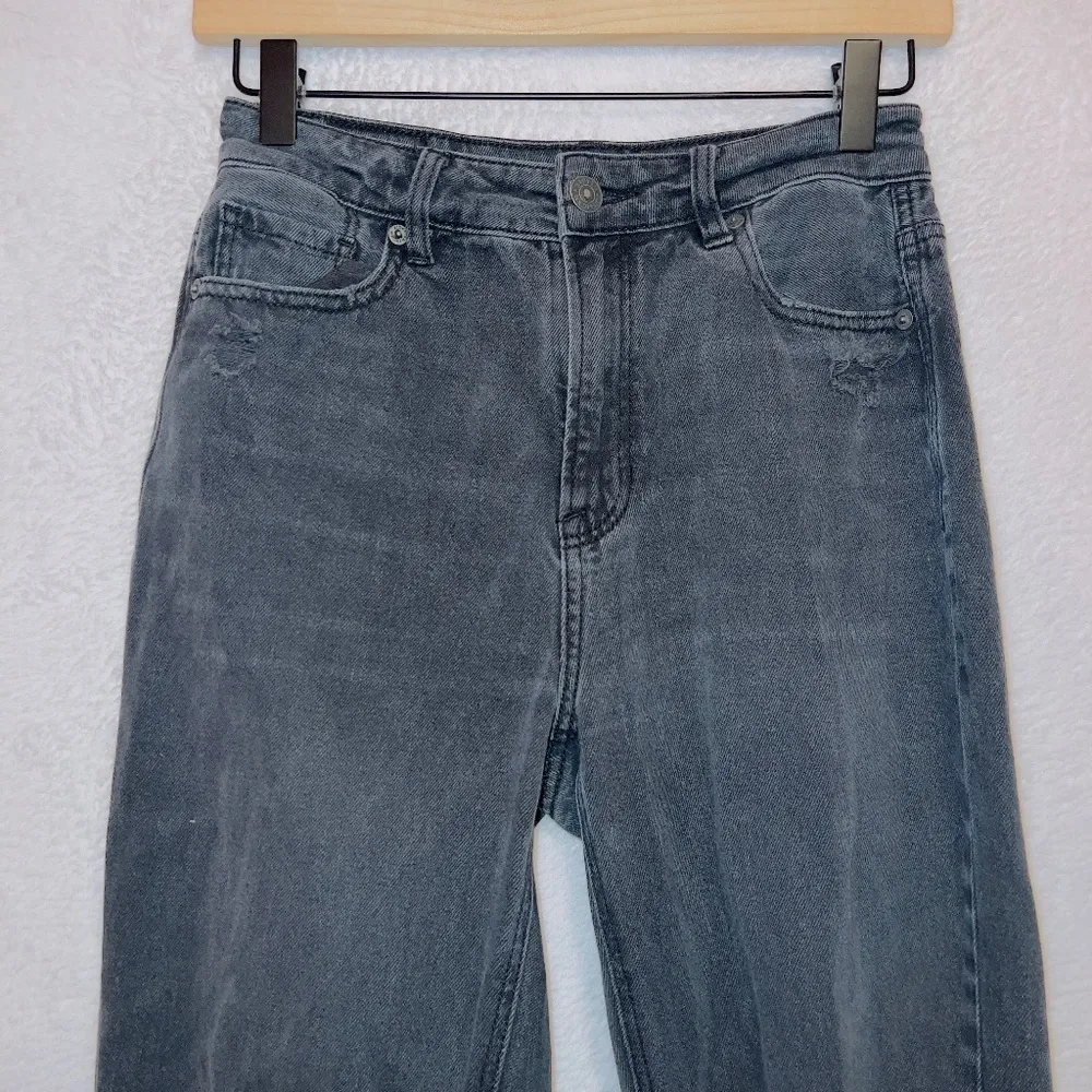American Eagle AE Black Wash Denim High Rise Mom Straight Jean size 0 - Image 3
