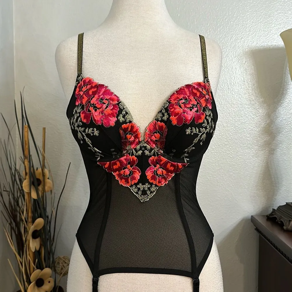 Victoria’s Secret Embroidered Push Up‎ Garter Slip Red And Black Size 34C - Image 2