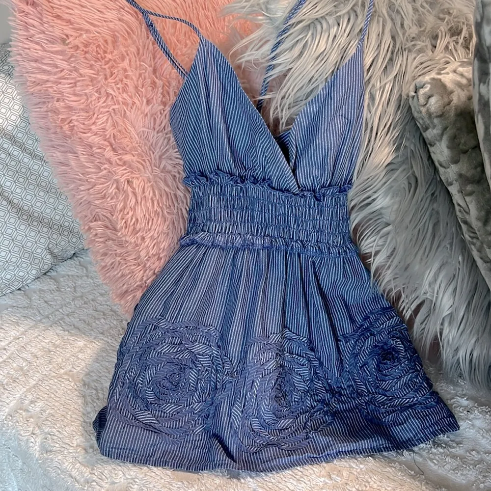 Wet Seal Spaghetti Strap Wrap Cutesy Top - Image 8