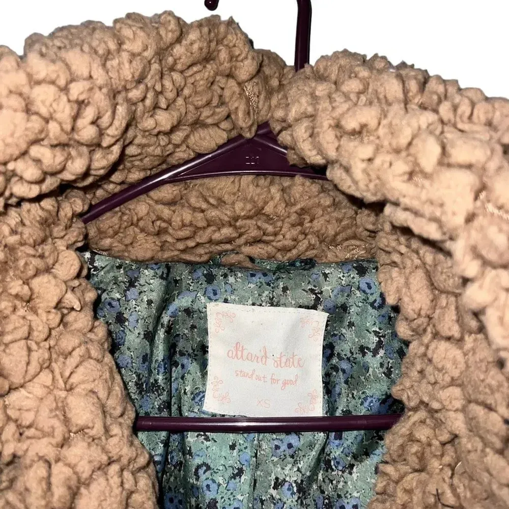Altar'd State Brown Fuzzy Teddy Jacket XS - Image 3