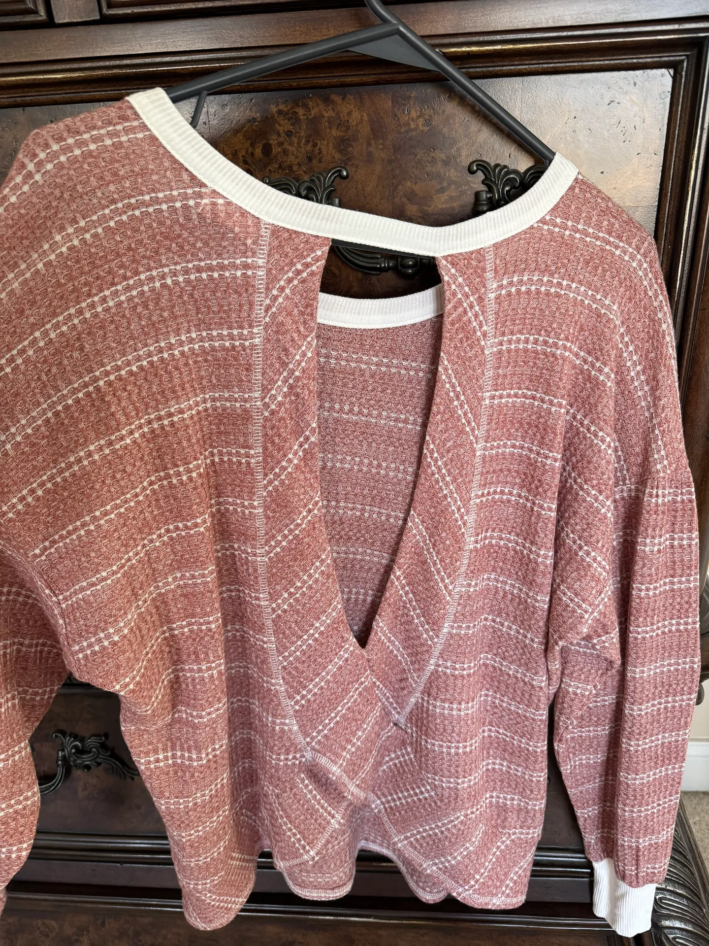 Buckle Cutout Back Shirt - Image 4