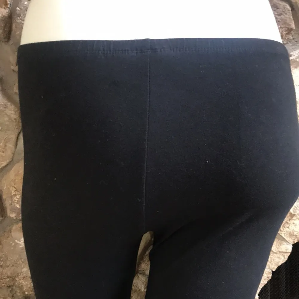 Chico's Black Buttoned Ankle Cotton Blend Black Leggings Size 2 (Medium) - Image 4