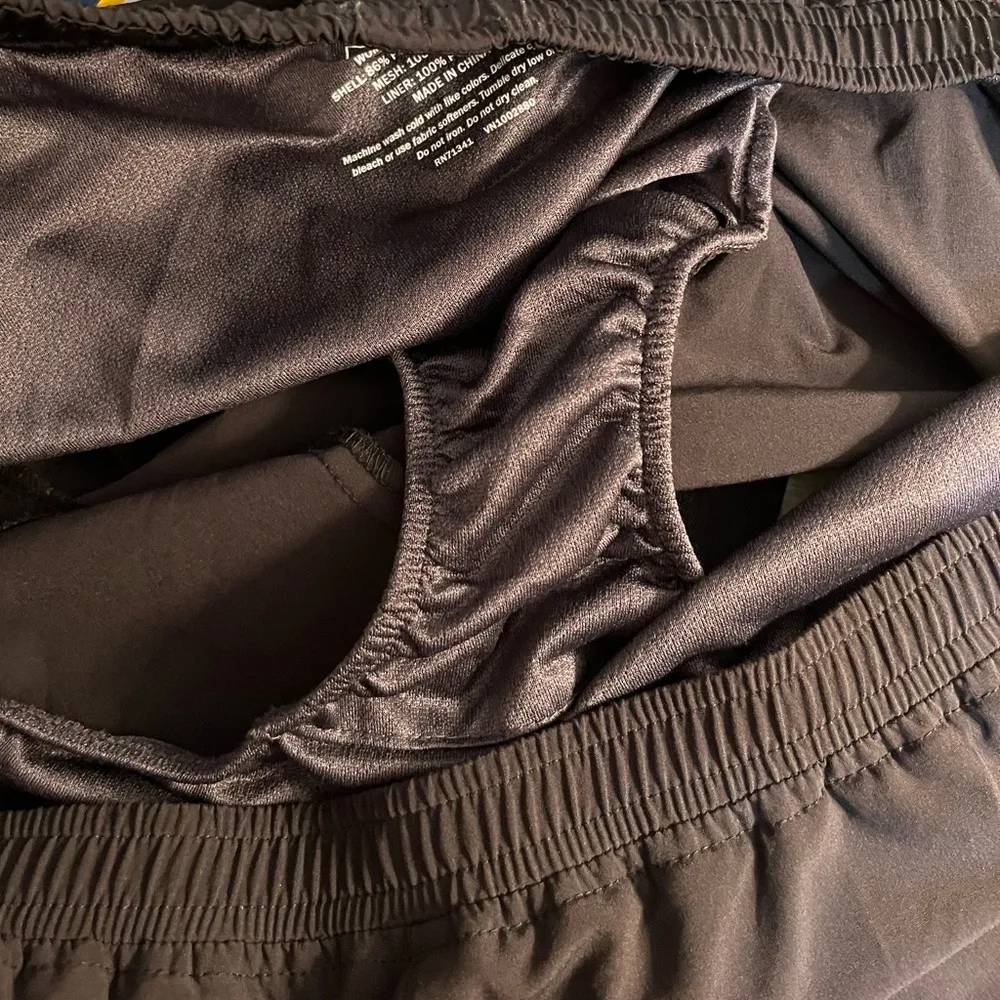 L.L. Bean Black Athletic Shorts with Compression Liner Size L - Image 3