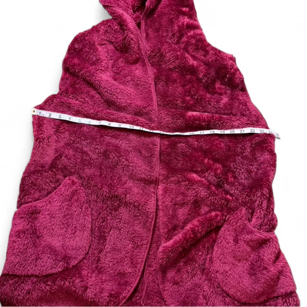 Faux Fur Hooded Vest‎ - Image 14