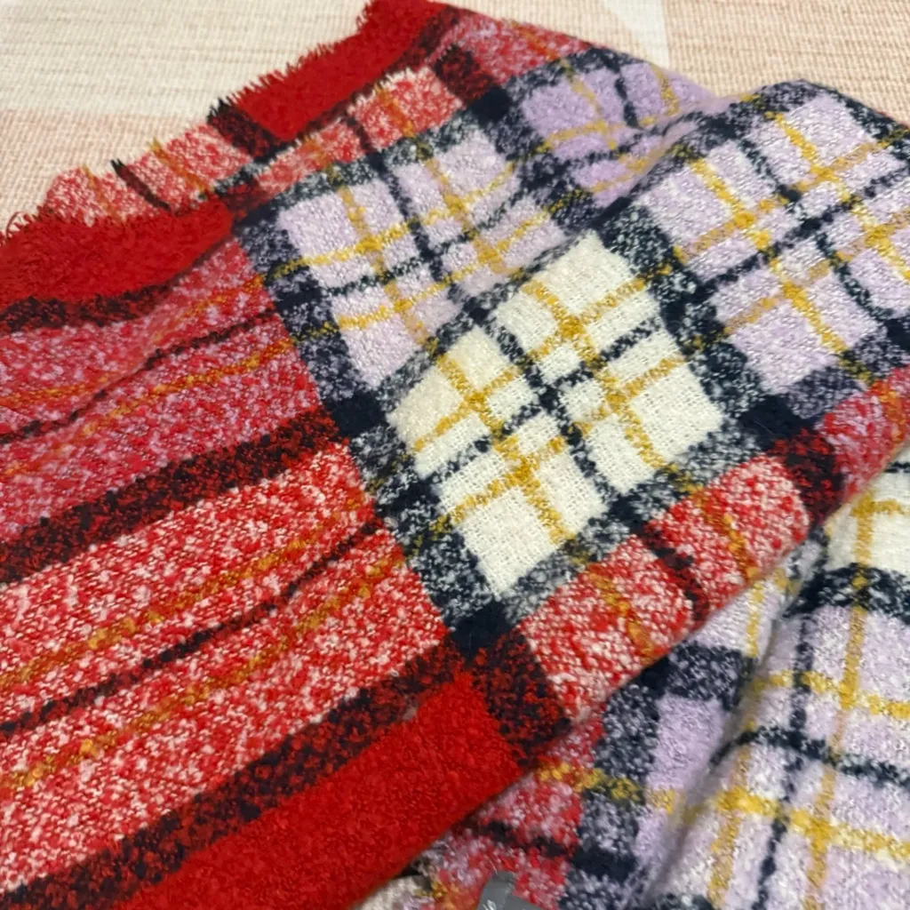 Aerie Winter Plaid Red Purple Oversized Chunky Cozy Blanket Fringe Scarf EUC - Image 2