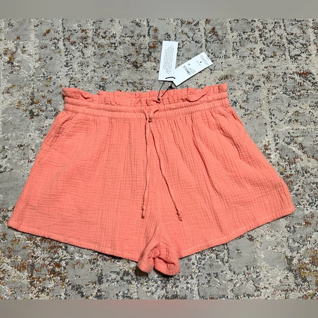 UGG  Shorts Size M 100% soft cotton pink/coral NEW - Image 2