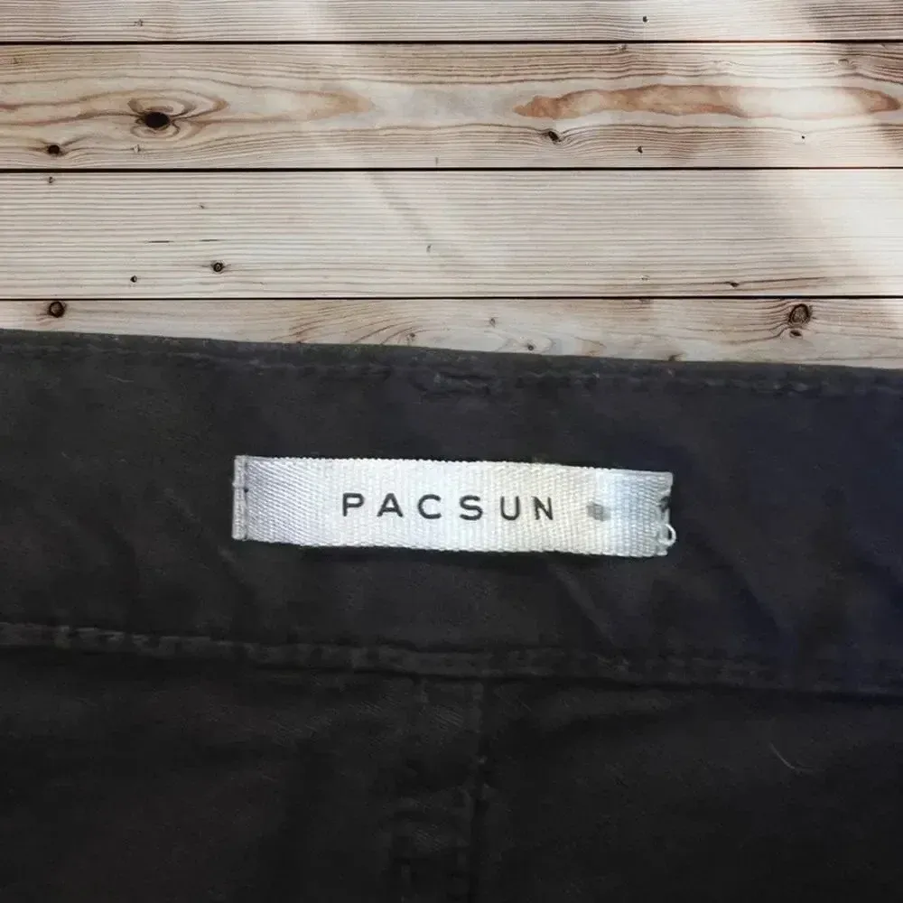 PacSun Women's Size 26‎ High Waisted Distressed Black Baggy Jeans - Image 7