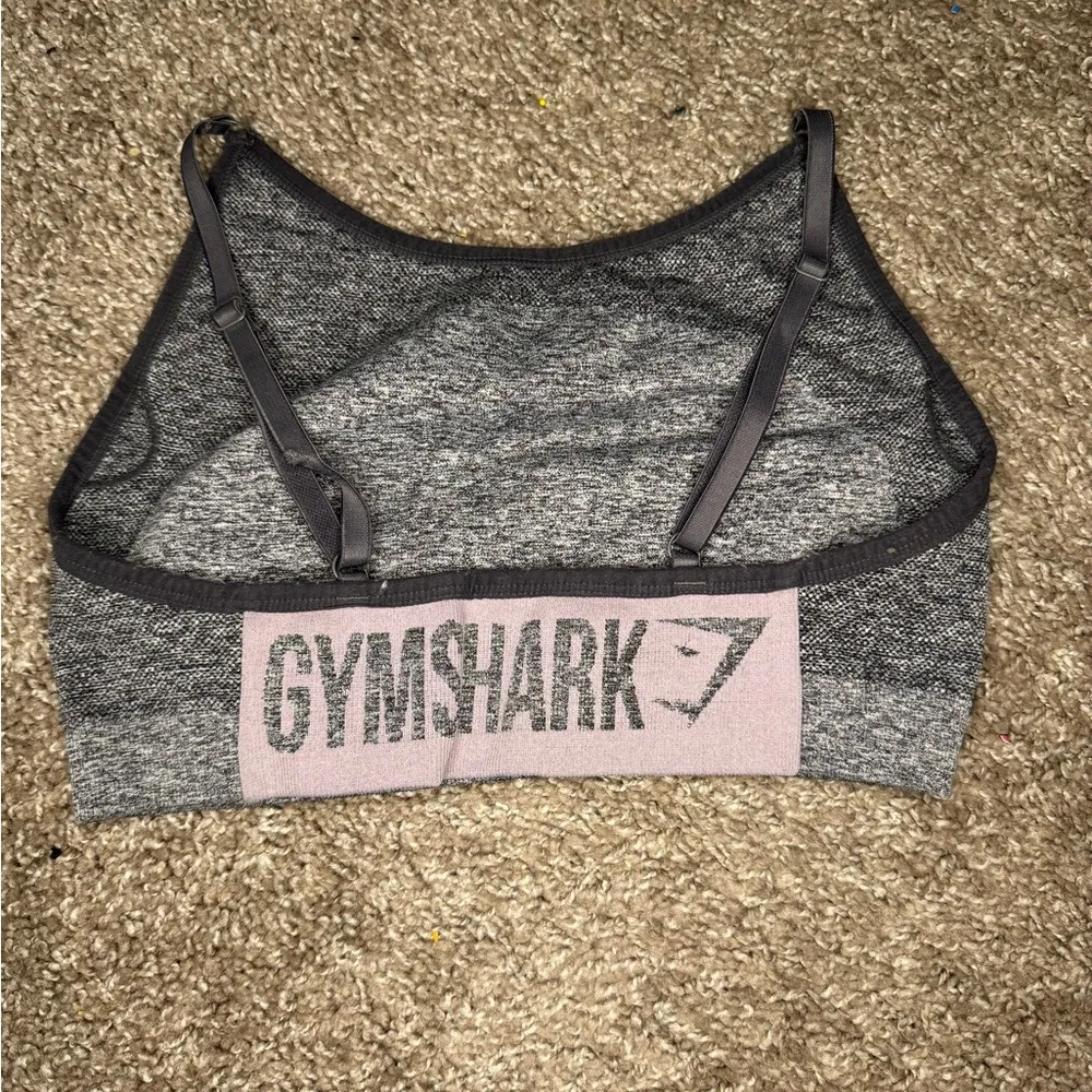 Gymshark Flex Gray and Pink Sports Bra -No size Tag - Image 3