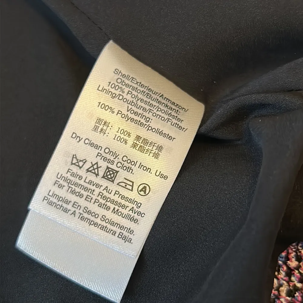 Donna Karan Boucle/Tweed Full Zip Jacket - Image 7