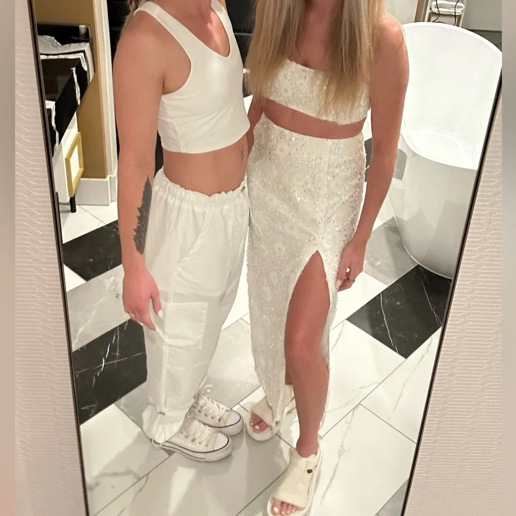 Show me your mumu! 2 piece crop top & skirt set! Beaded sequin details! - Image 6