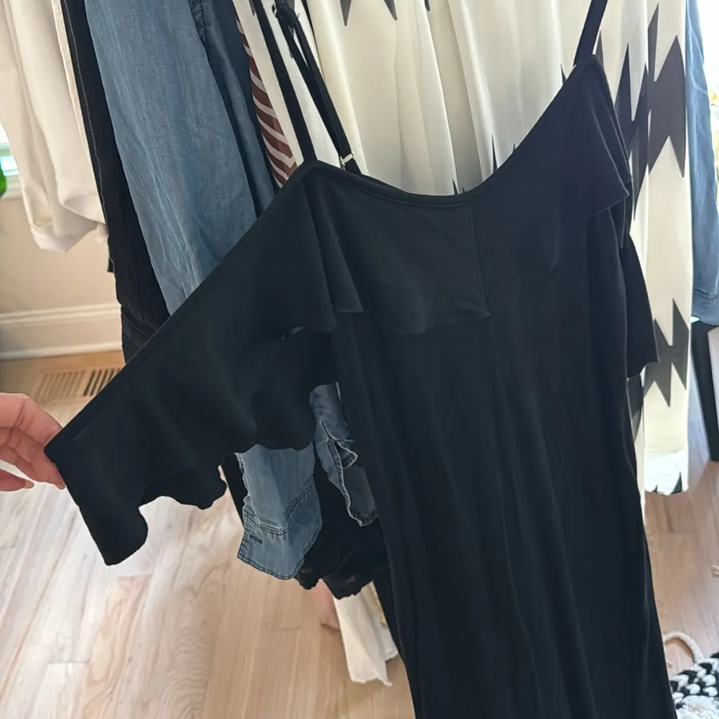 NWT Toby Ginger Heart x Love Indie black sz 4 maxi dress. 95% rayon 5% elastane - Image 3