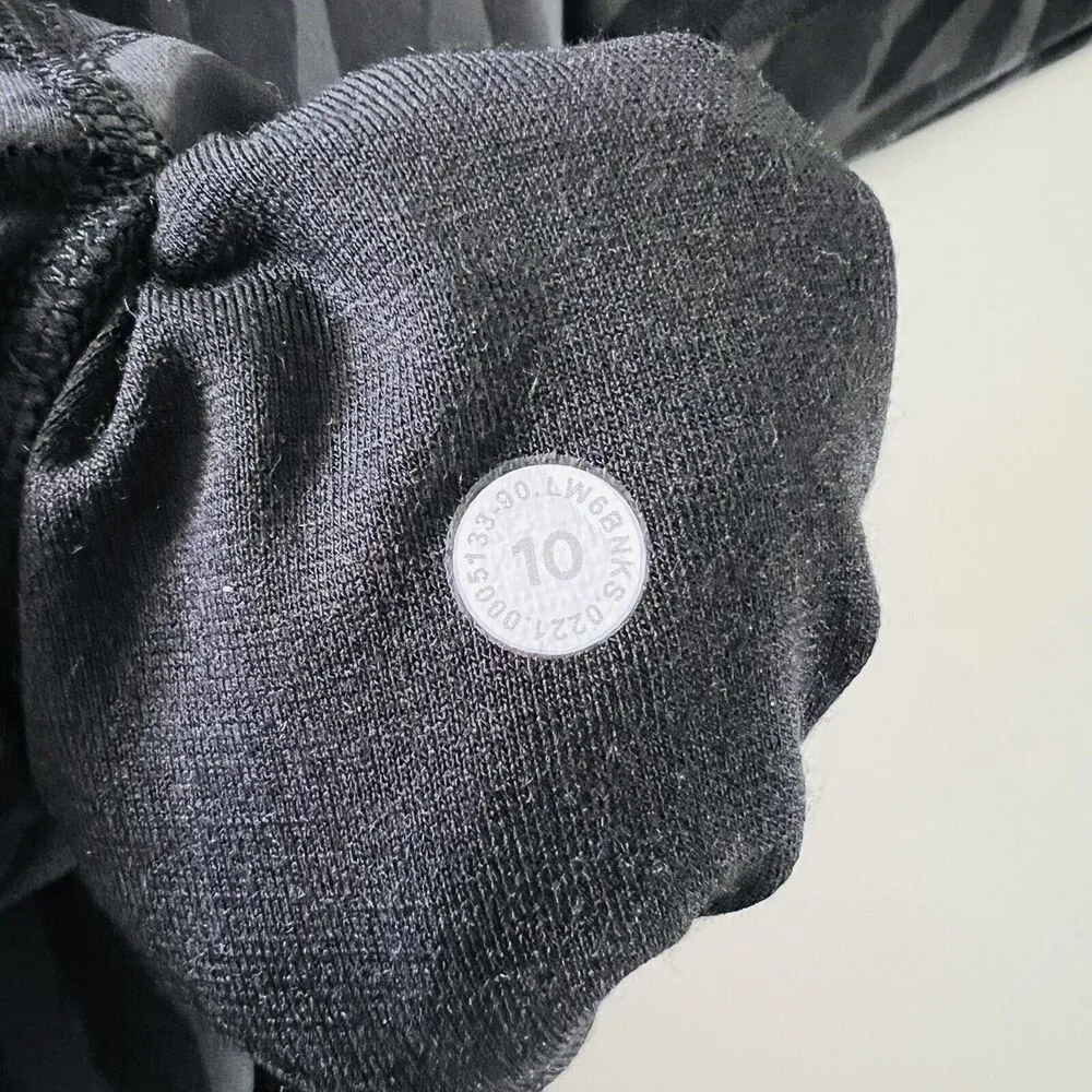 LULULEMON ATHLETICA Le Tigre Camo Coal Wunder Train HR Crop 23" Leggings - US 10 - Image 7