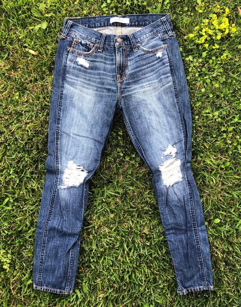 NWT  Blue Ripped Jeans 25 W Size 1 - Image 3