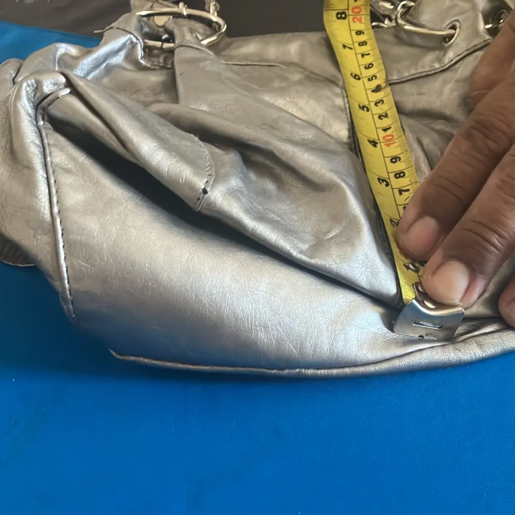 Stylish metallic Women's Handbag - Image 8