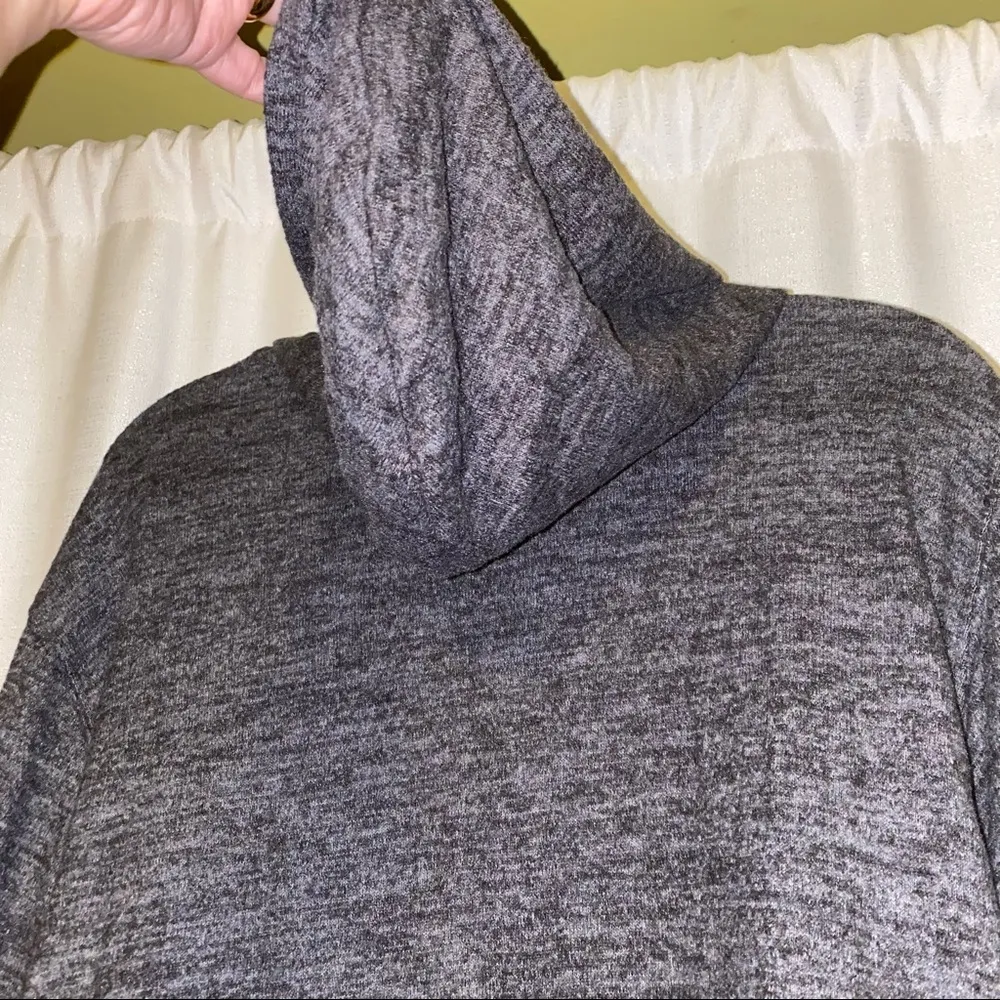 Womens H&M Basics Gray Pull Over Hoodie size XL - Image 3