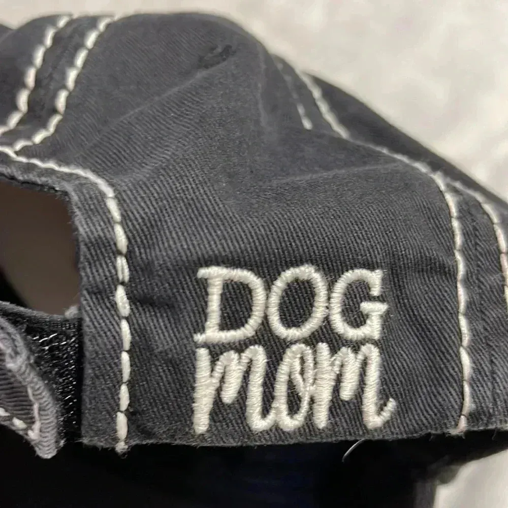 ❤️‍🔥 NWTs Dog Mom Hat - Image 3