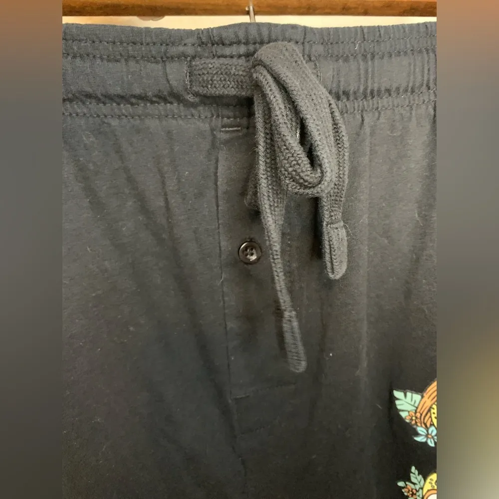 Disney The Nightmare Before Christmas Tiki Masks Sleep Pants Size L - Image 7