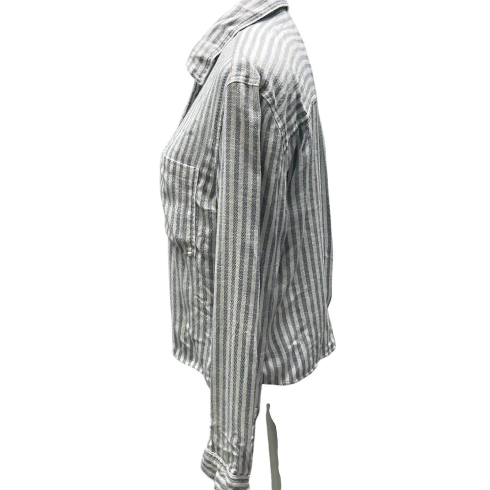 Aeropostale Blue White Striped Cropped Flannel Button down Shirt Size Small - Image 8