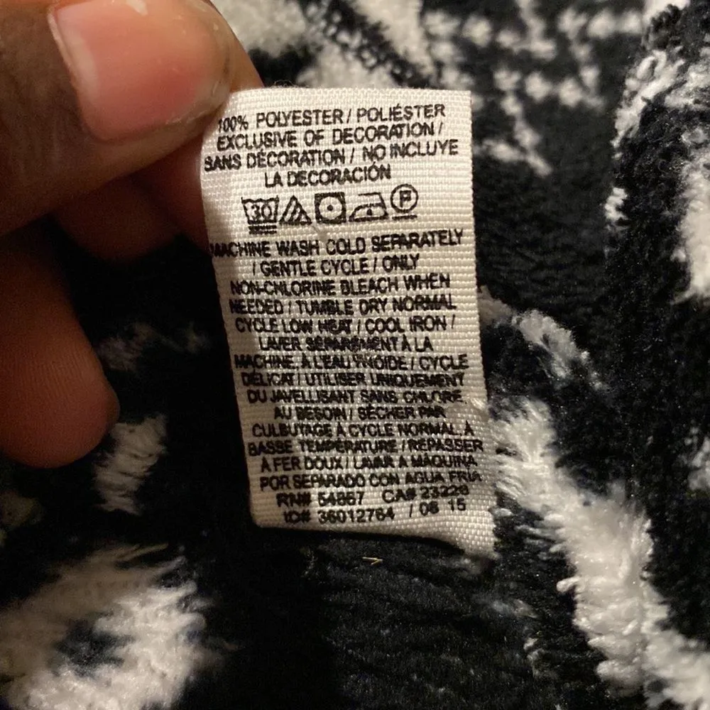 PINK Snowflake Logo Print Fleece Robe SIZE XS - Image 3