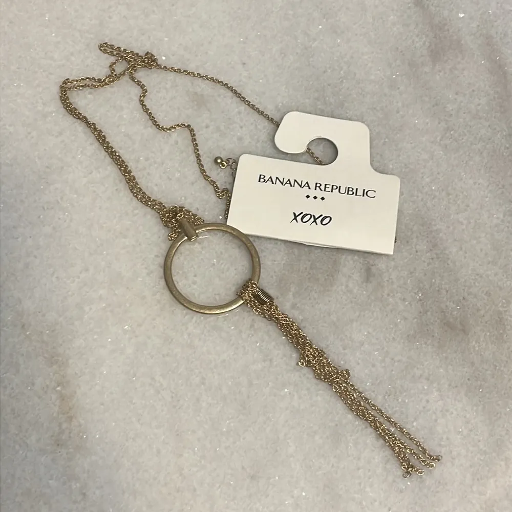 Banana Republic necklace gold tone circle dangle lobster claw jewelry New - Image 3