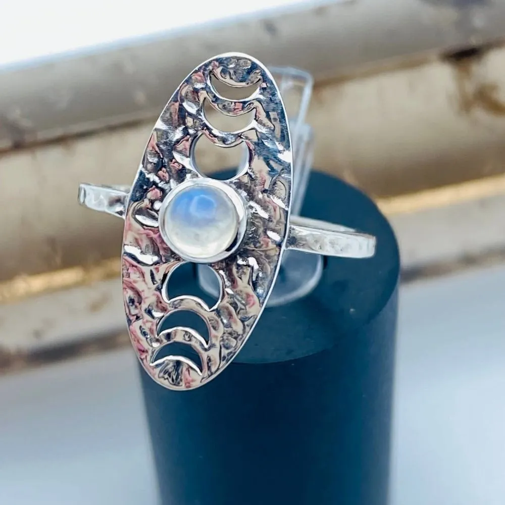 Moonstone Hammered Sterling Silver Moon Phase Ring Size 6 - Image 3
