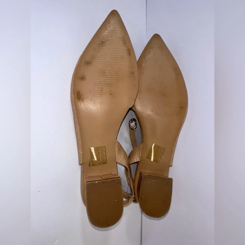 EUC JOURNEE COLLECTION Slingback Shoes - 9.5 wide - Image 5