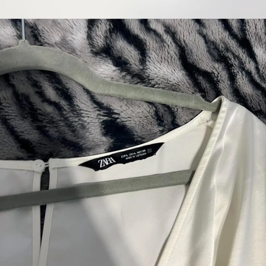 Zara Cream Satin Blouse - Image 3