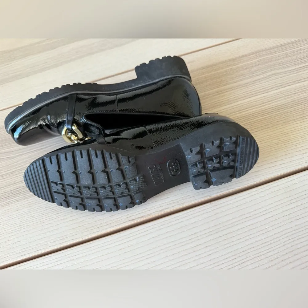 Munro WOMEN'S VIV BLACK CRINKLE PATENT LOAFER Chain Detail size 11 M - Image 5