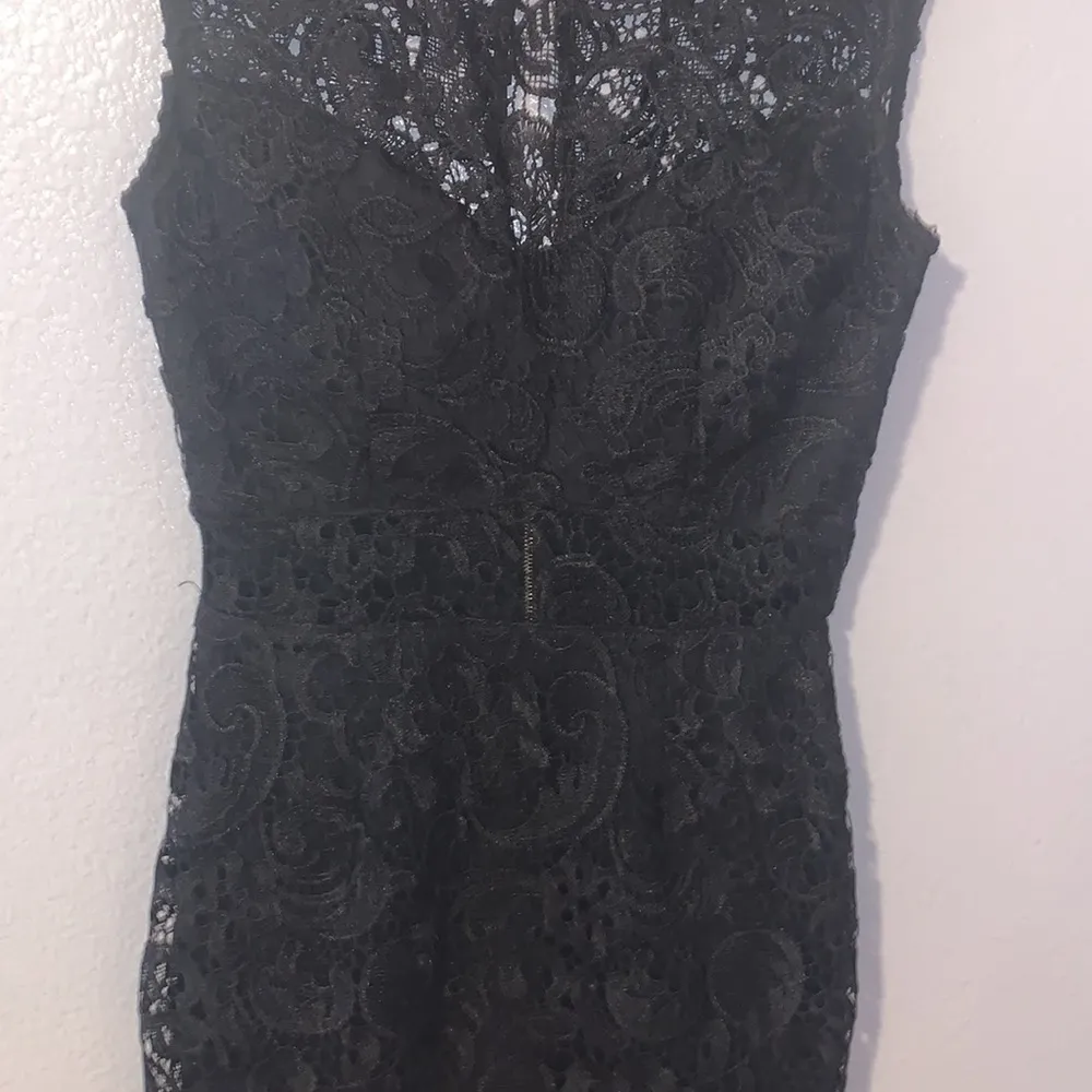 Soiéblu Soieblu black lace dress see thru stomach dress - Image 3