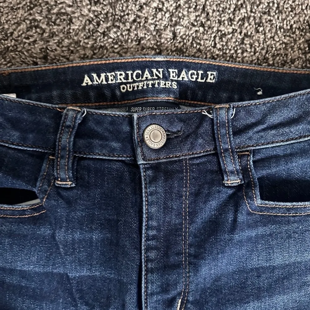 American Eagles Women's Blue Jeans - Image 2