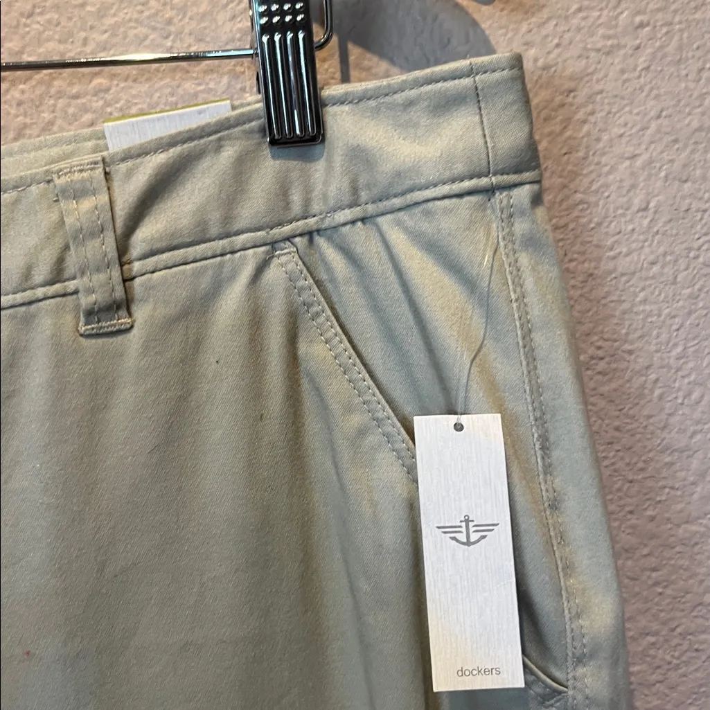 New Docker’s Women’s Boyfriend Fit Stretch Twill Khaki Pants Chinos Size 16 NWT - Image 5