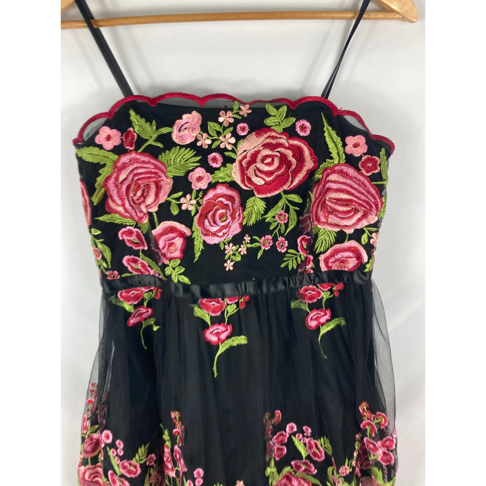 City Triangles Rose Embroidered Strapless Dress Size 13 - Image 2