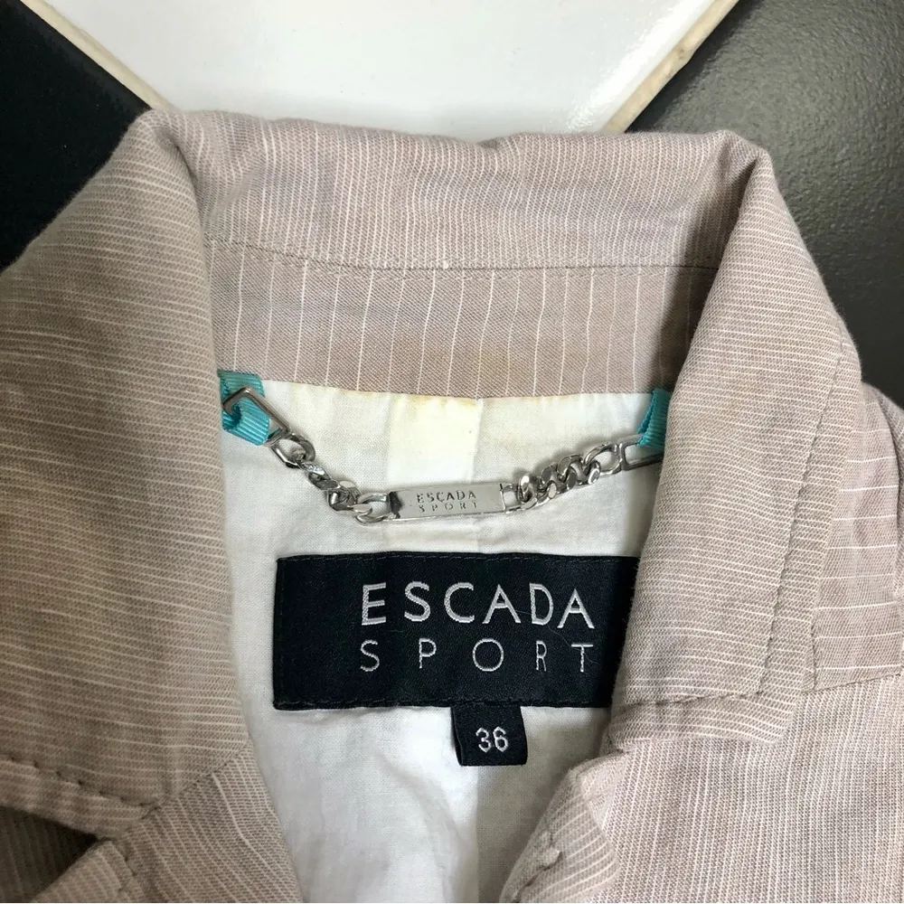 Vintage 90s Escada Sport Vest Safari Vibes Button Front Pockets Khaki Light Grey - Image 10