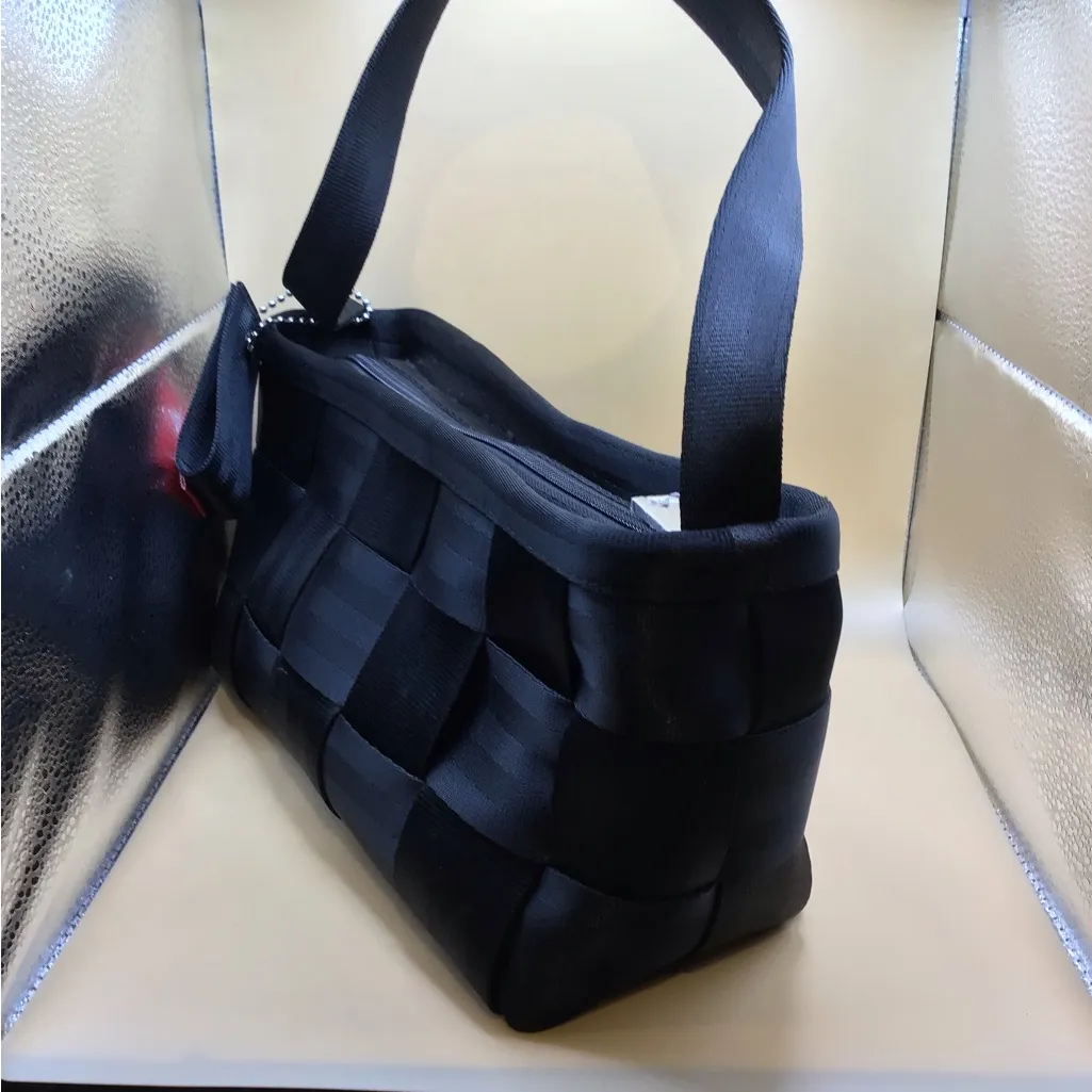 HARVEYS THE ORIGINAL SEATBELT BAG BLACK BAGUETTE PURSE SHOULDER W10” xH6”x D5.5” - Image 13